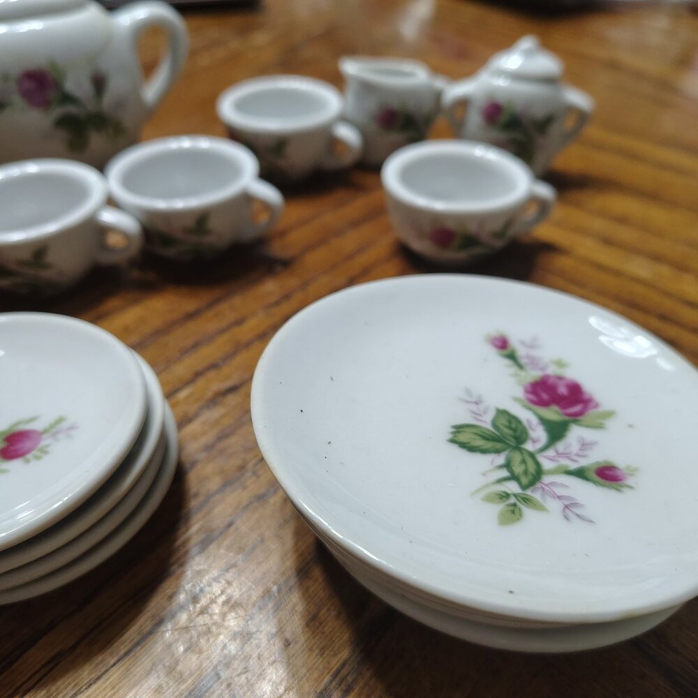 Another 15 Piece Floral  Mini Tea Set - Picture 6 of 7
